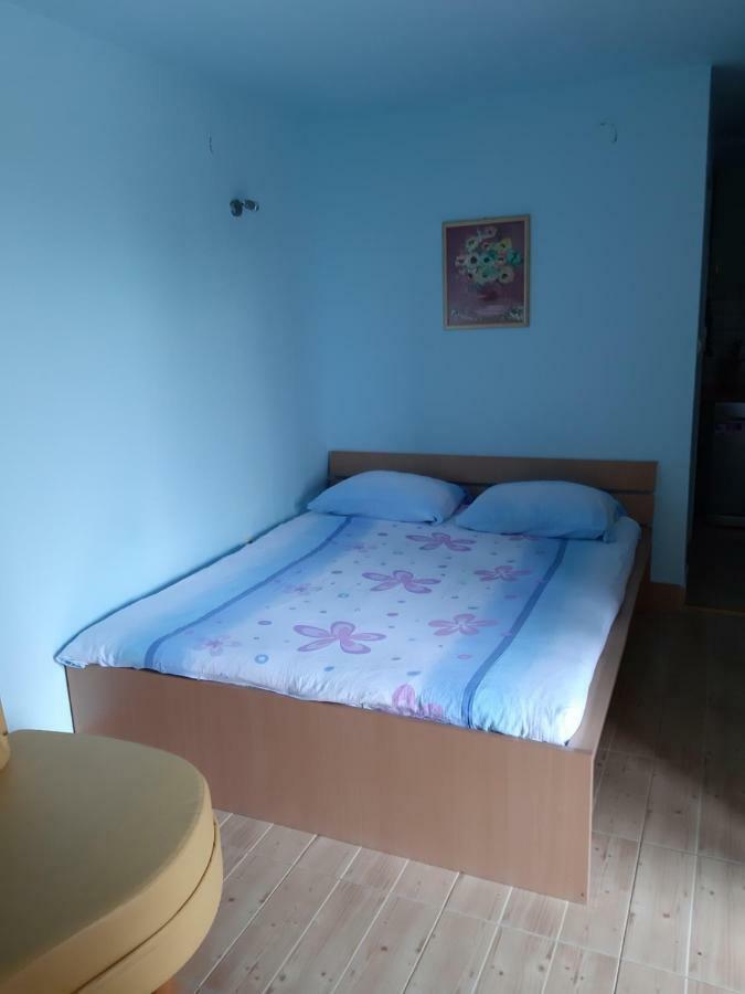Apartments Lina คาร์โลบัก ภายนอก รูปภาพ