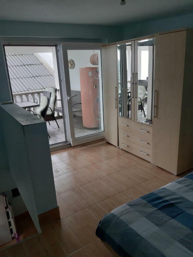 Apartments Lina คาร์โลบัก ภายนอก รูปภาพ